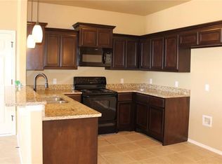 171 Bison Court Way, Mustang, OK 73064