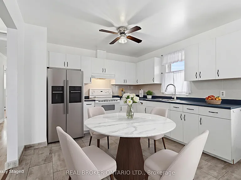 379 Southworth St S — Photo 27