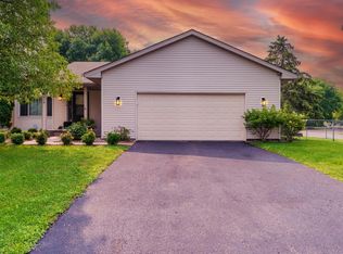 5515 88th Cres N, Brooklyn Park, MN 55443