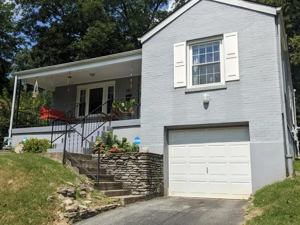 1211 Curlew Ave, Audubon Park, KY 40213