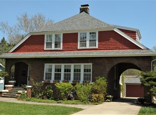 925 Cherry St, Wheaton, IL 60187