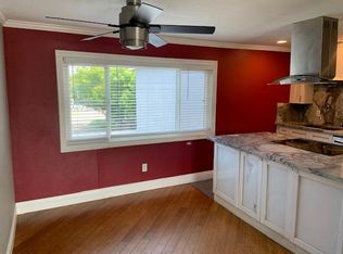 21662 Brookhurst St APT C, Huntington Beach, CA 92646