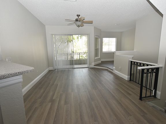 5th image of 609 Island Place Way
