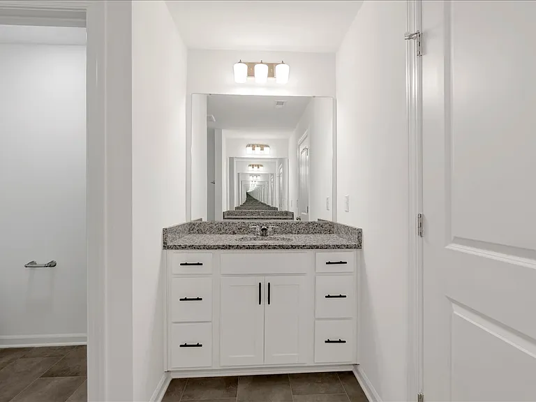 256 Hank Way — Photo 13
