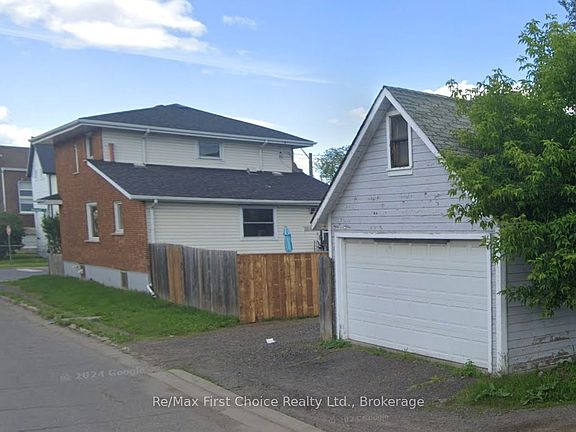 3rd image of 138 Rowand St