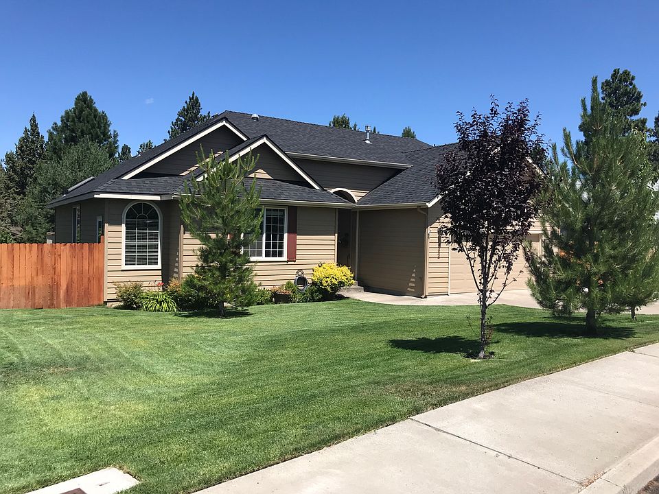 1st image of 1962 SE Fairwood Dr