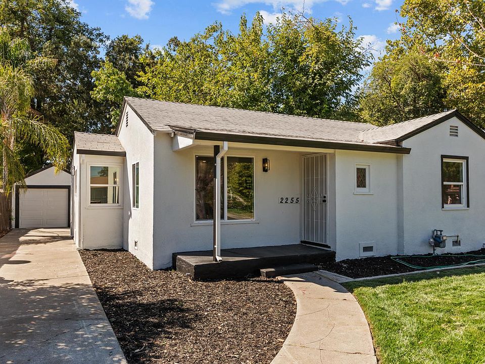 1st image of 2255 Fernley Ave