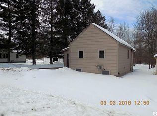 3977 Cedar St, Kettle River, MN 55757
