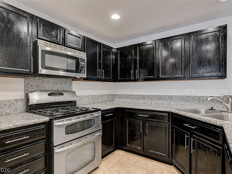 10611 Amber Ridge Dr #103 — Photo 15