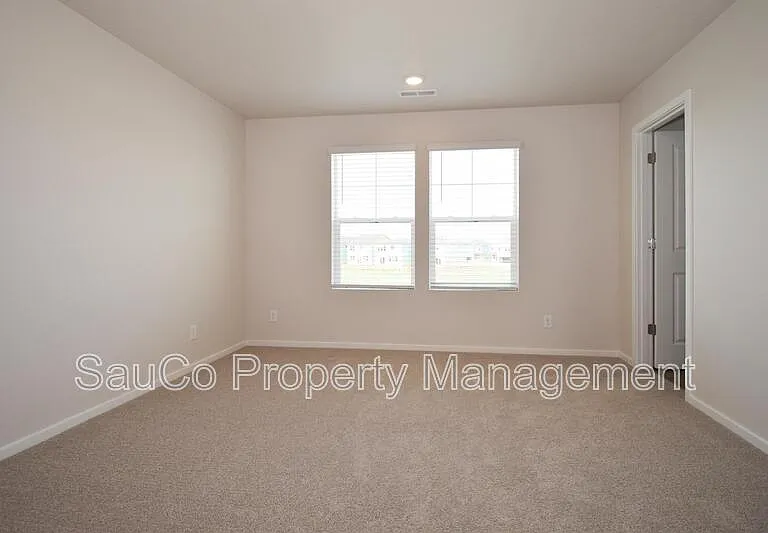2269 Livesay Ln — Photo 19