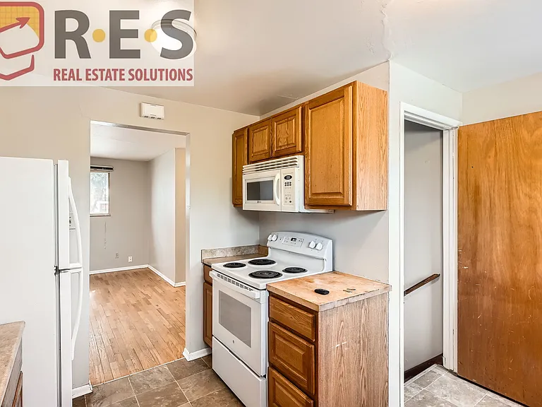1225 S Ames St — Photo 8
