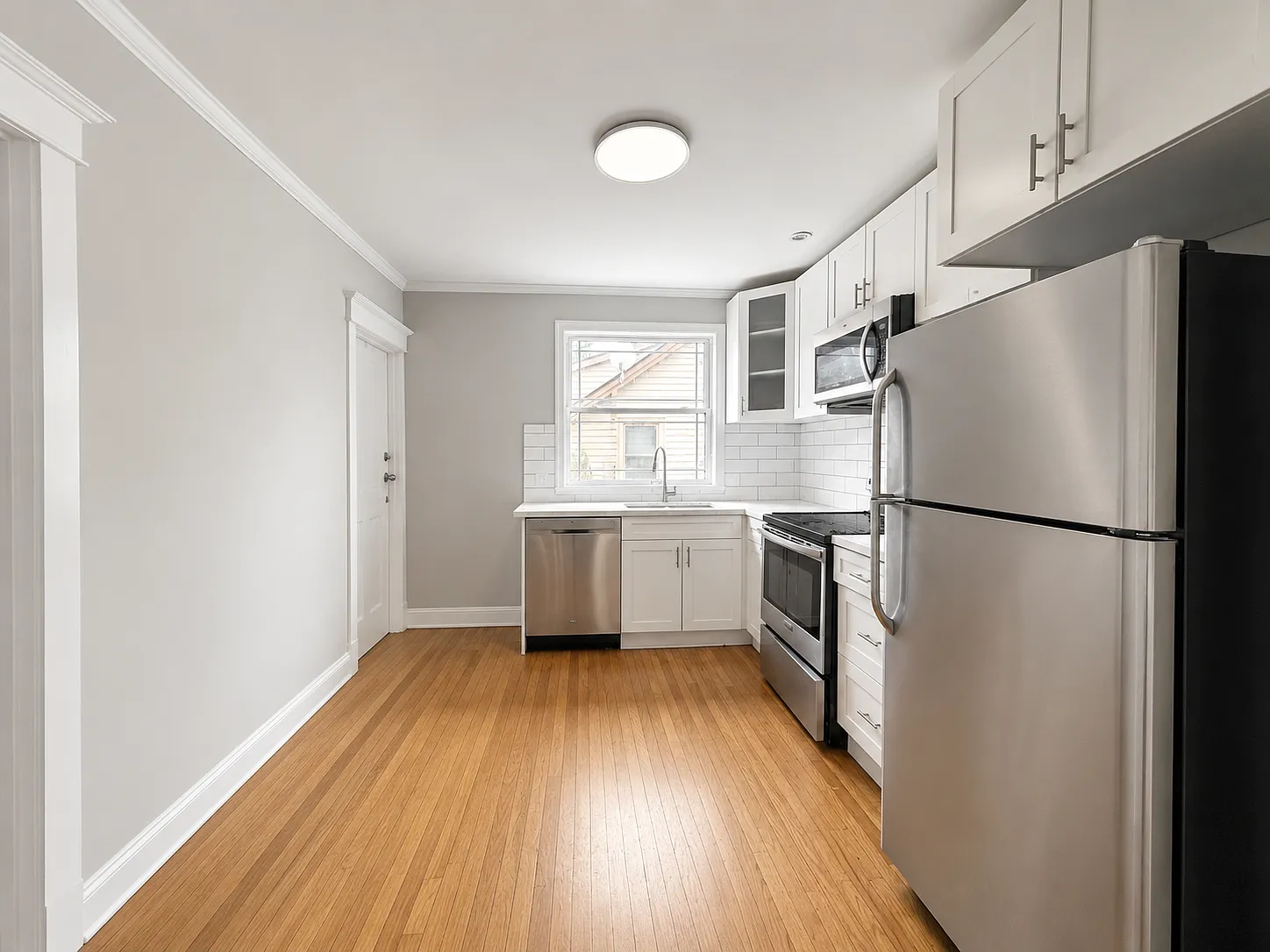 Unit 2 - 86 Balmoral Ave — Photo 2