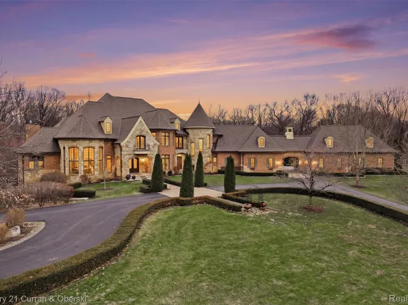 11479 Clyde Rd, Fenton, MI 48430