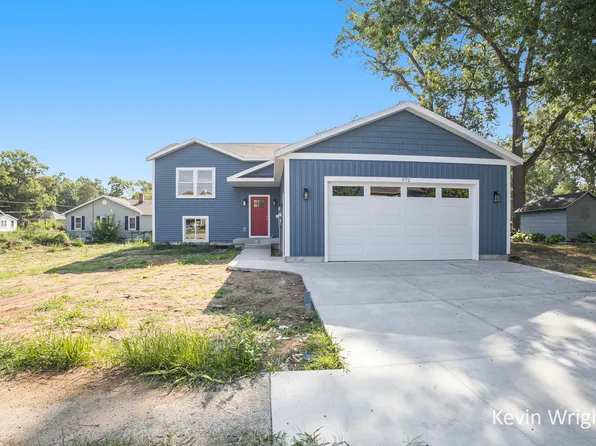 572 Agnes St, Muskegon, MI 49442