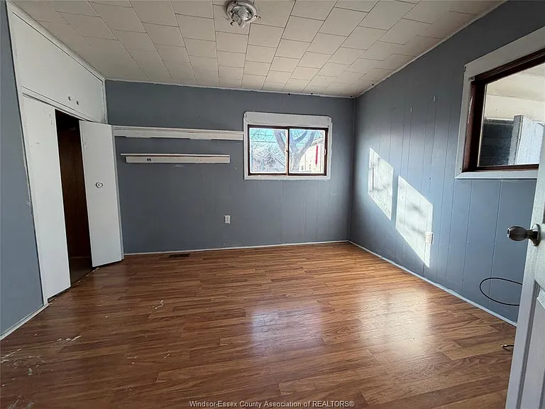 493 Josephine Ave — Photo 6