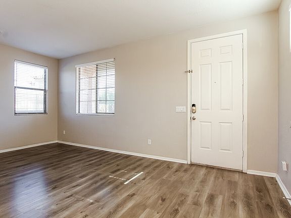 5th image of 3020 S 94th Ave