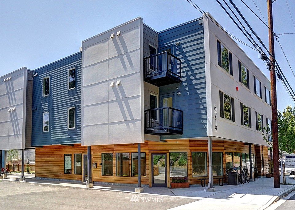 1st image of 6219 NE 181st #202