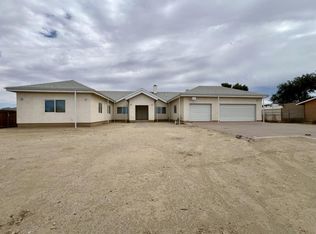 41380 156th St E, Lake Los Angeles, CA 93535