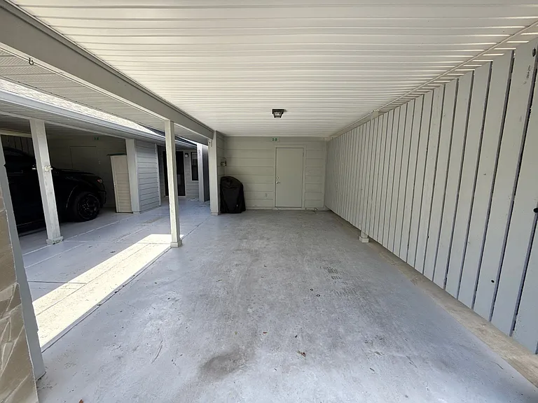 790 E Gilchrist Ct #2B — Photo 31