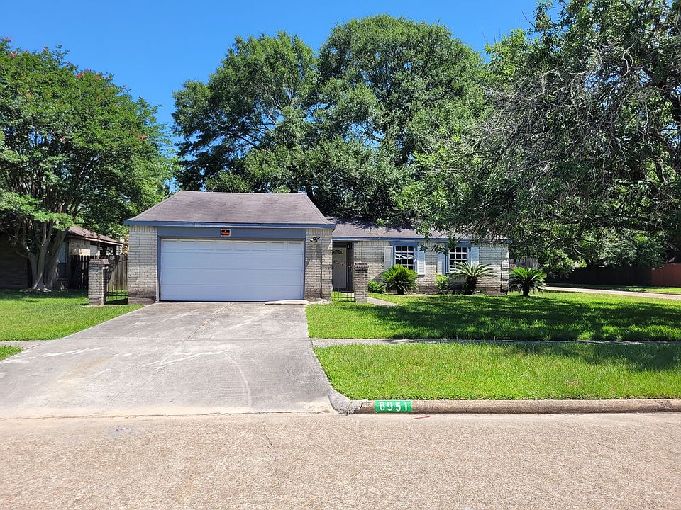 1st image of 6951 Foxmont Ln