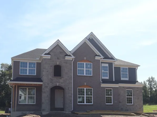 1646 Longmeadow Dr, Lebanon, OH 45036