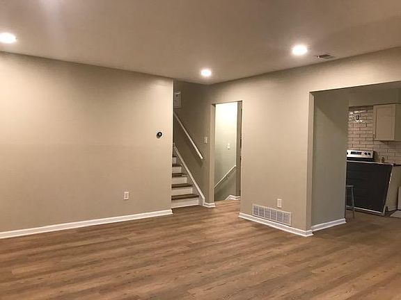 4th image of 14665 Ronnie Ln