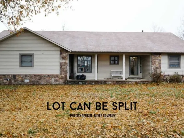 1001 Convair St, Bentonville, AR 72712