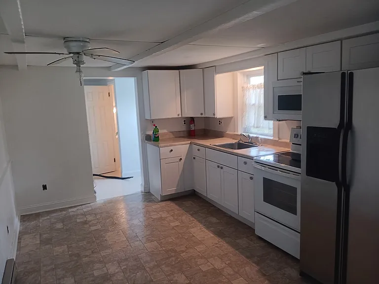 105 Almont Rd — Photo 2