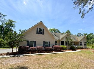 98 Joey Ln, Baxley, GA 31513