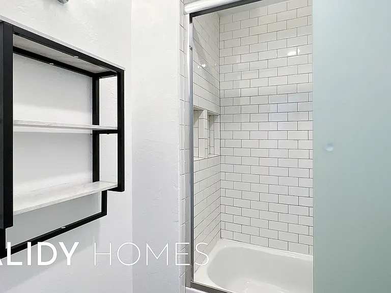 6312 Overcourt Mnr — Photo 29