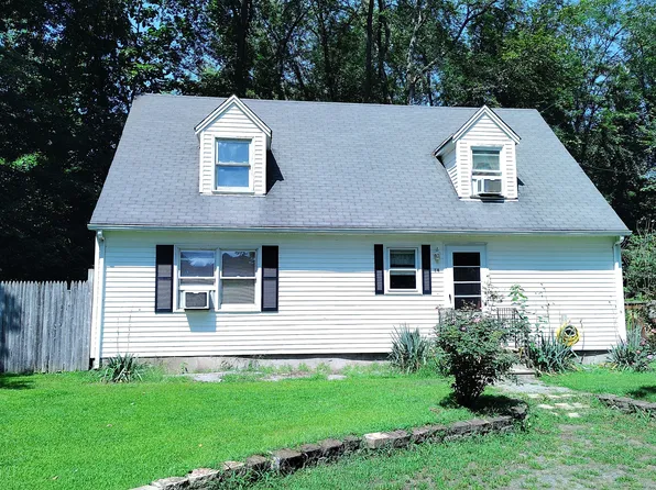 14 Bridge Street, East Windsor, CT 06088