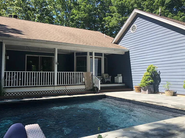 56 Glenview Dr — Photo 23