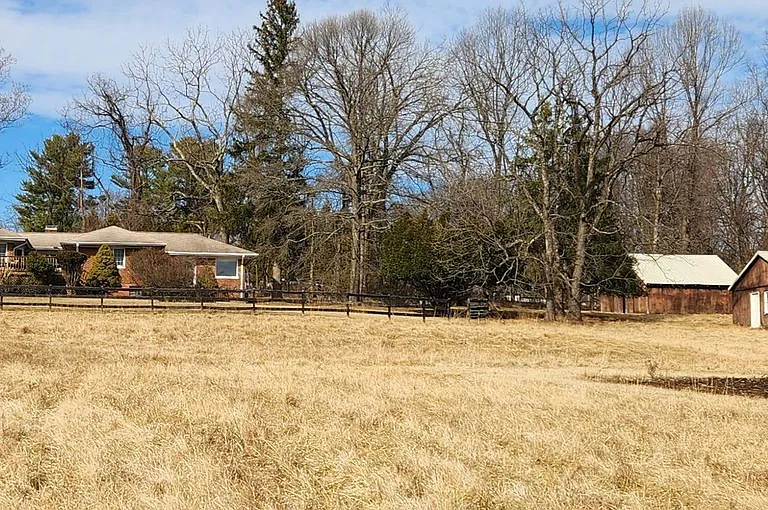 39080 Foxhill Rd — Photo 45