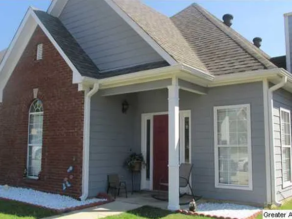 126 Charlton Ln, Calera, AL 35040
