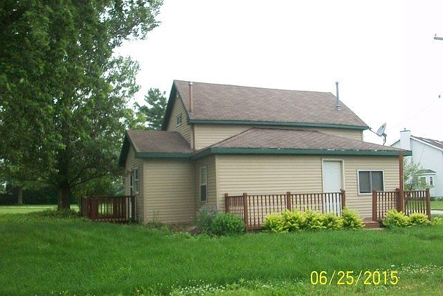 1st image of 711 1st St