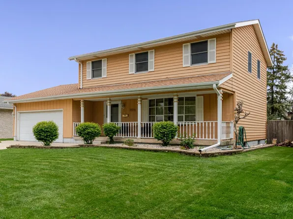 1839 Bluebird Ln, Munster, IN 46321