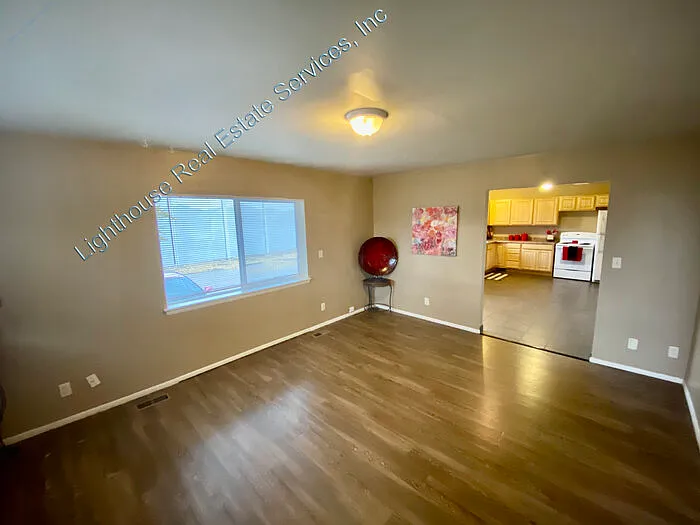 515 W Fern Dr #D — Photo 8