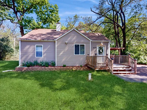 2120 Crest Rd, Gary, IN 46408