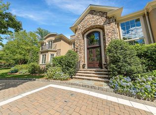 24 Suffolk Ln, Tenafly, NJ 07670