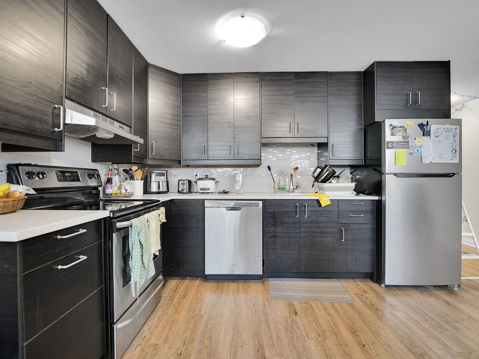 52 Ontario Street — Photo 2