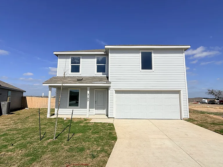 3195 Dispatch Dr — Photo 1