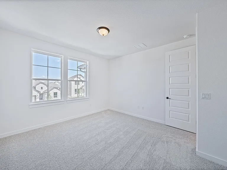 6812 Rounded Pebble Ln — Photo 5
