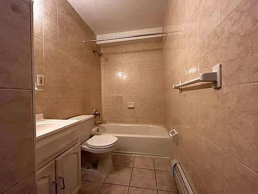 Rented by Skyhigh Realty NYC LLC | media 9