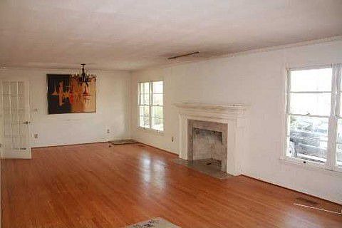 2nd image of 1101 Brundidge St