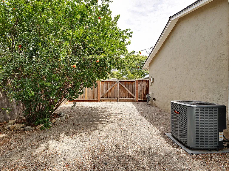 1159 Madrone Way — Photo 28