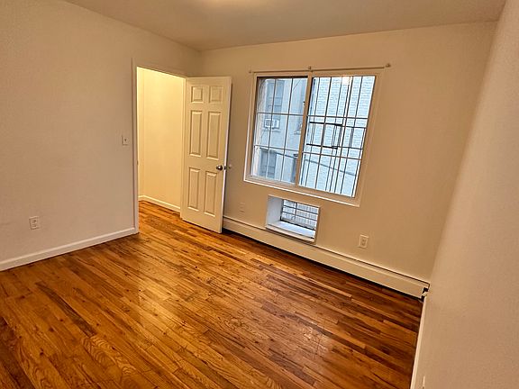 5th image of 364 E 167th St APT 2