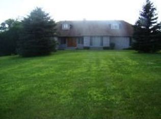15748 E Royster Rd, Monroe Center, IL 61052