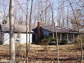 2nd image of 317 Spur Rd