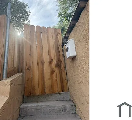 927 N Avenue 50 — Photo 1