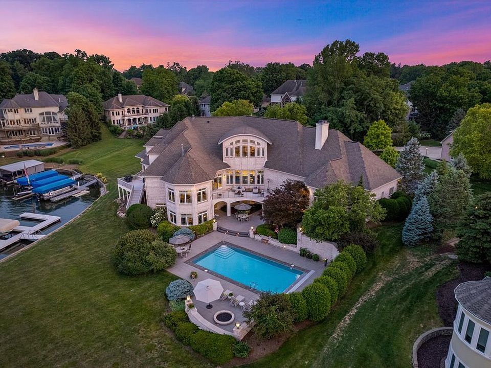 house on the hill Bonnet（Ballet）90 9090 Bay Breeze Ct, Indianapolis, IN 46236 | Zillow